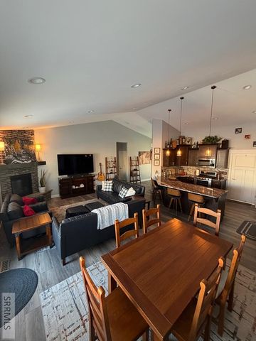 817 Harborside Loop, Blackfoot, ID 83221