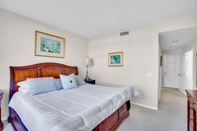 5520 E Harbor Village Drive 203, Vero Beach, FL 32967