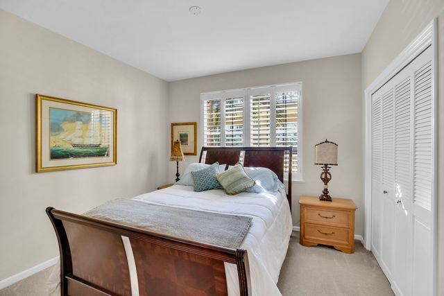 5520 E Harbor Village Drive 203, Vero Beach, FL 32967