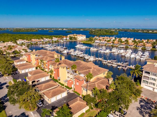 5520 E Harbor Village Drive 203, Vero Beach, FL 32967