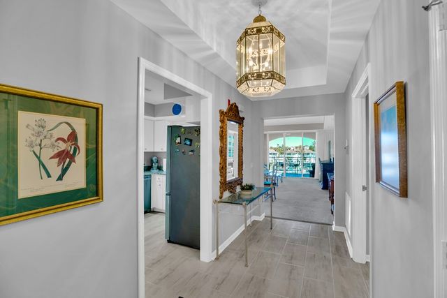 5520 E Harbor Village Drive 203, Vero Beach, FL 32967