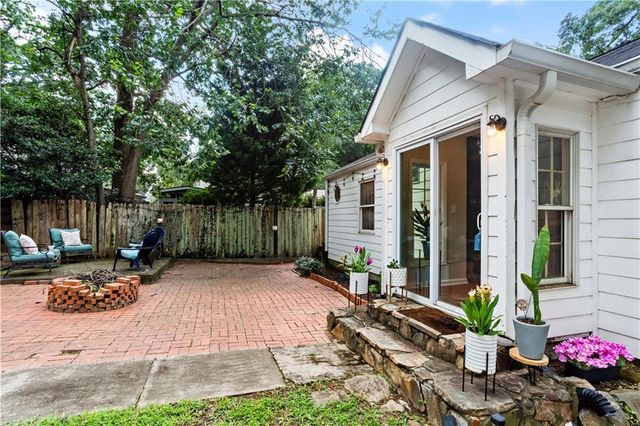 1467 Hawthorne Avenue NW, Atlanta, GA 30309