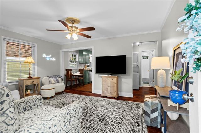 1467 Hawthorne Avenue NW, Atlanta, GA 30309