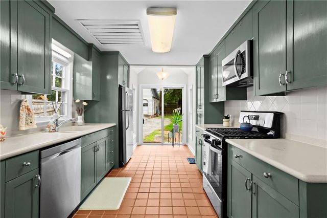 1467 Hawthorne Avenue NW, Atlanta, GA 30309