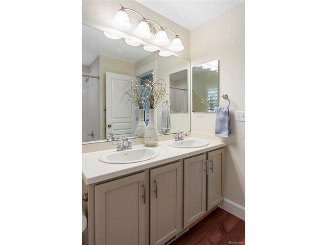10086 E 31st Ave, Denver, CO 80238