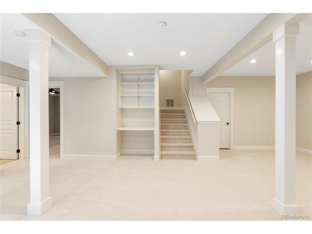 10086 E 31st Ave, Denver, CO 80238