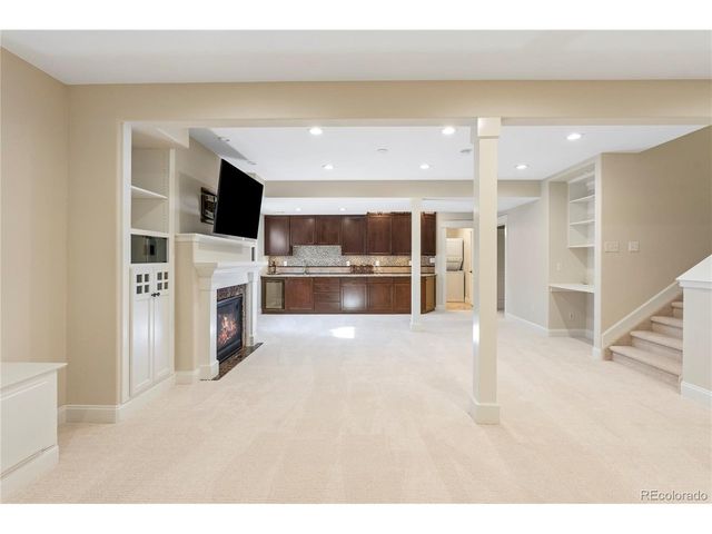 10086 E 31st Ave, Denver, CO 80238