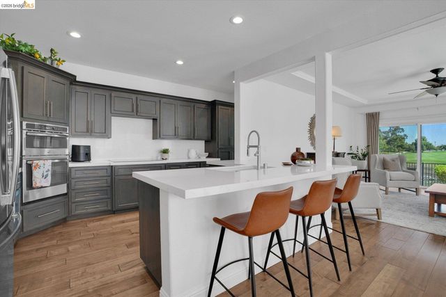 5530 Edgeview DR, Discovery Bay, CA 94505