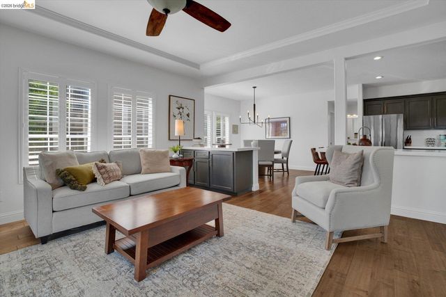 5530 Edgeview DR, Discovery Bay, CA 94505