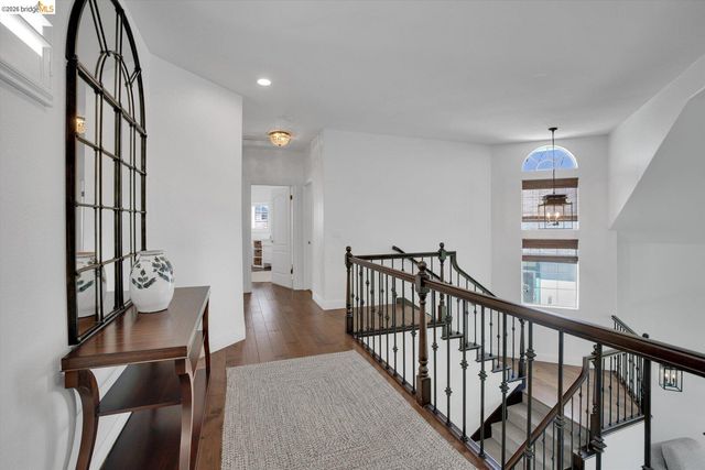 5530 Edgeview DR, Discovery Bay, CA 94505
