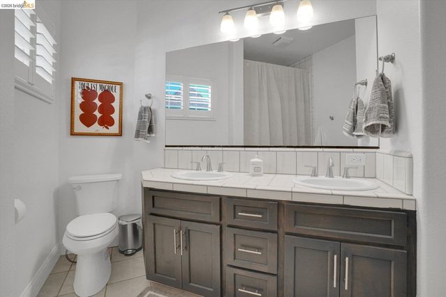 5530 Edgeview DR, Discovery Bay, CA 94505