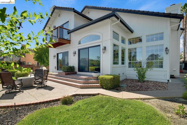 5530 Edgeview DR, Discovery Bay, CA 94505