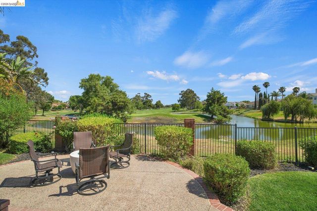 5530 Edgeview DR, Discovery Bay, CA 94505
