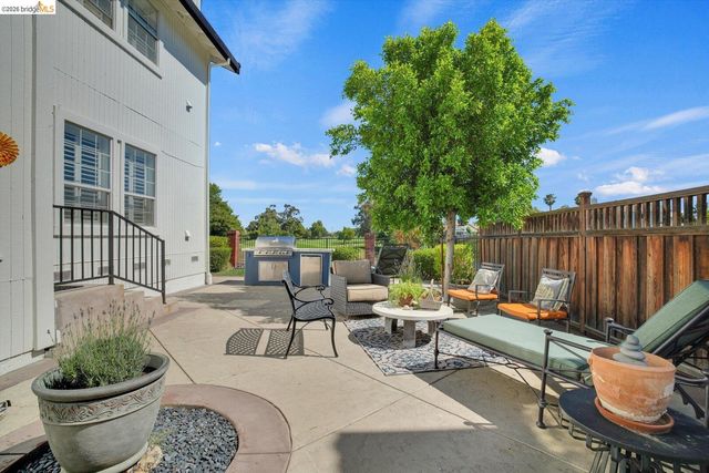 5530 Edgeview DR, Discovery Bay, CA 94505