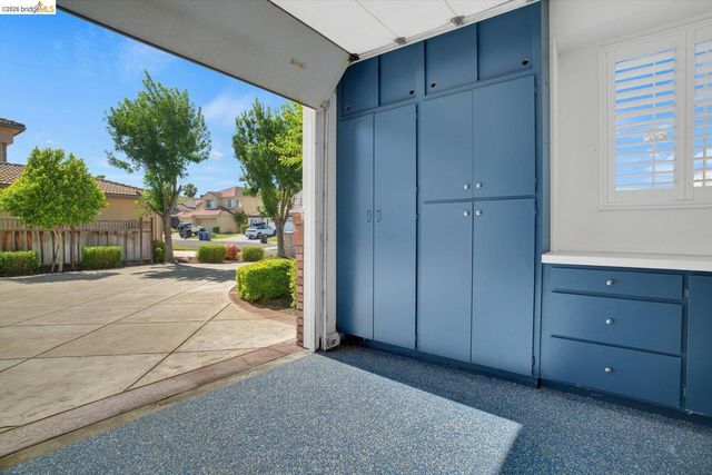 5530 Edgeview DR, Discovery Bay, CA 94505