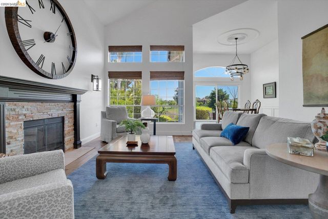 5530 Edgeview DR, Discovery Bay, CA 94505