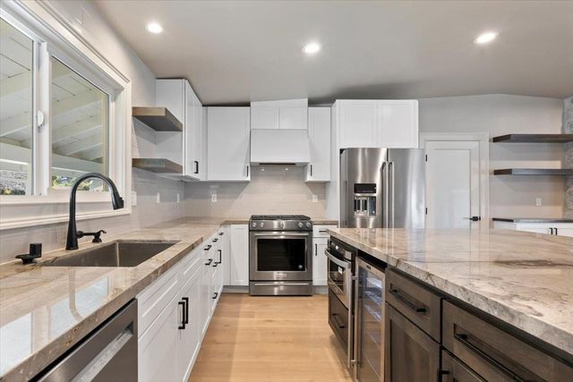 811 Southwick Way, Sacramento, CA 95864