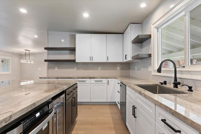 811 Southwick Way, Sacramento, CA 95864