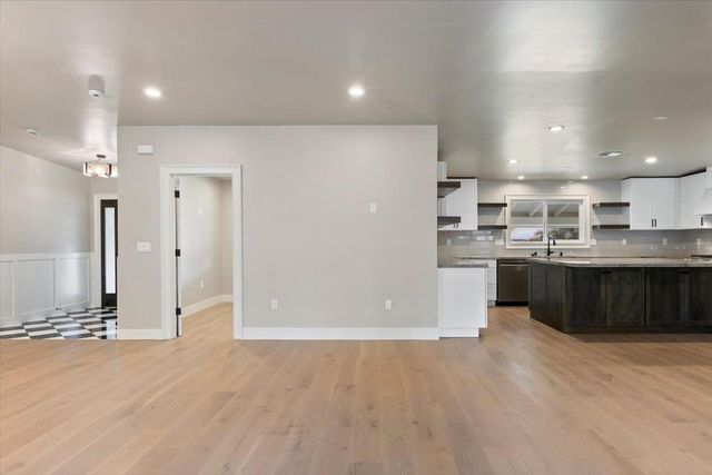 811 Southwick Way, Sacramento, CA 95864