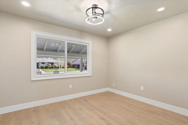 811 Southwick Way, Sacramento, CA 95864