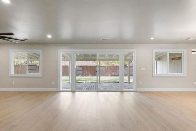 811 Southwick Way, Sacramento, CA 95864