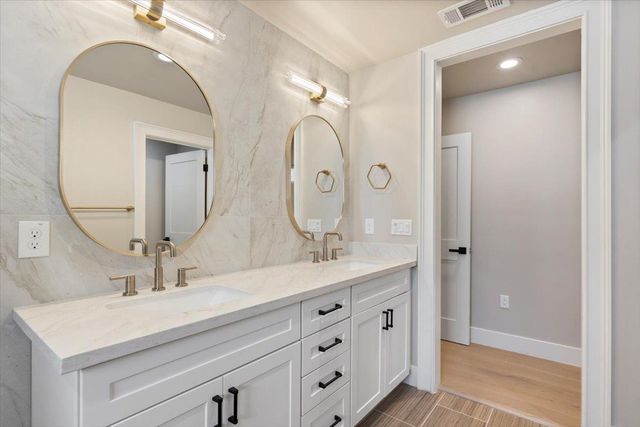 811 Southwick Way, Sacramento, CA 95864