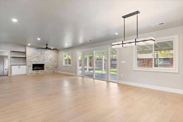 811 Southwick Way, Sacramento, CA 95864