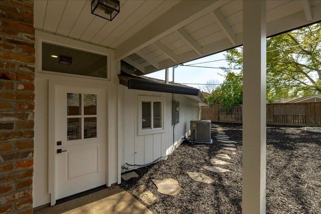 811 Southwick Way, Sacramento, CA 95864