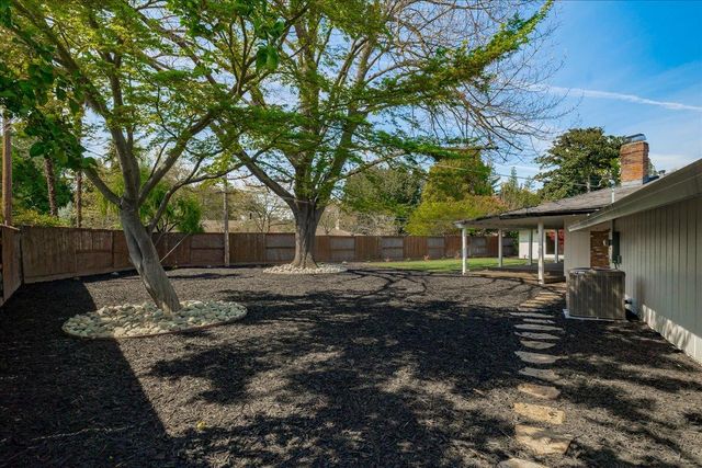 811 Southwick Way, Sacramento, CA 95864