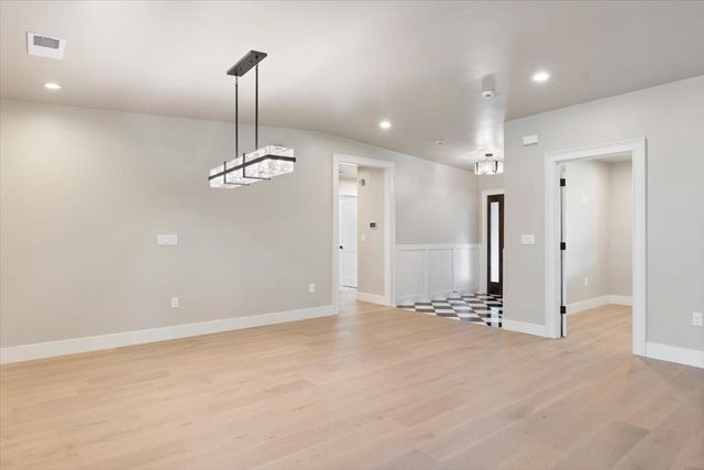 811 Southwick Way, Sacramento, CA 95864