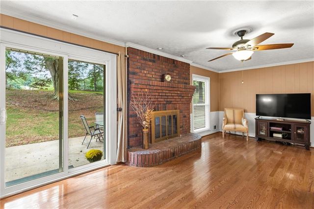 1749 Rangewood Drive SW, Lilburn, GA 30047