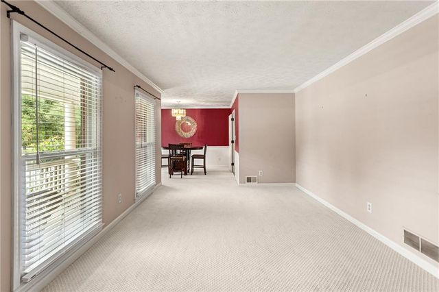1749 Rangewood Drive SW, Lilburn, GA 30047