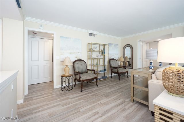 10701 Gulf Shore DR 1102, Naples, FL 34108