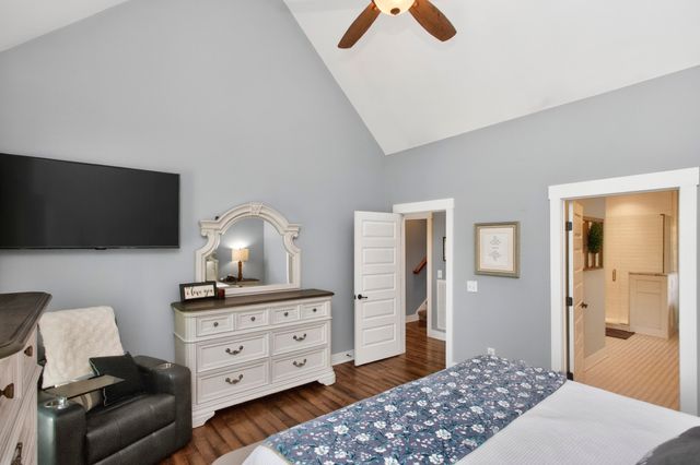 106 Renee Ct, Cottontown, TN 37048