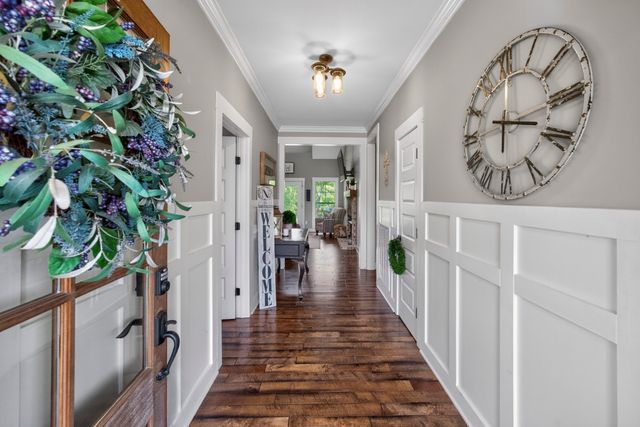 106 Renee Ct, Cottontown, TN 37048