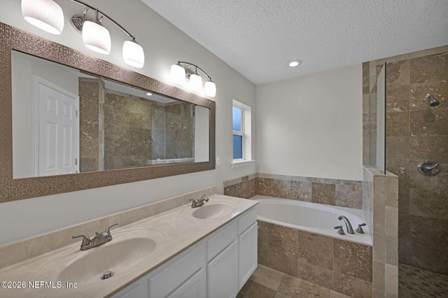 2599 BENTSHIRE Drive, Jacksonville, FL 32246