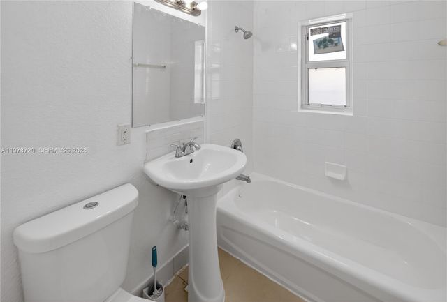 475 NW 84th Ter 475, Miami, FL 33150