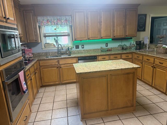 1846 Mance Newton Road, Dothan, AL 36303