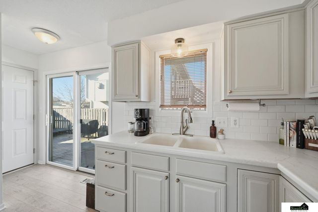 1521 SW 30th Street, Lincoln, NE 68522