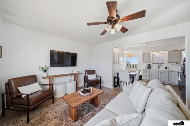 1521 SW 30th Street, Lincoln, NE 68522