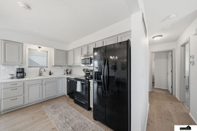 1521 SW 30th Street, Lincoln, NE 68522