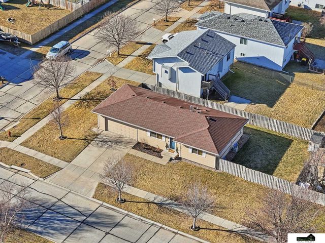 1521 SW 30th Street, Lincoln, NE 68522