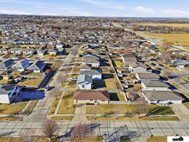 1521 SW 30th Street, Lincoln, NE 68522