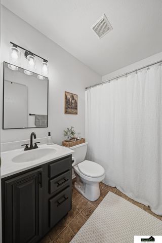 1521 SW 30th Street, Lincoln, NE 68522