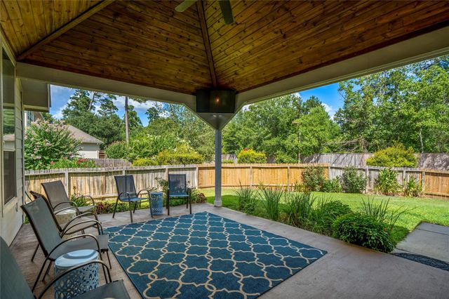 31 Powers Bend Way, The Woodlands, TX 77382