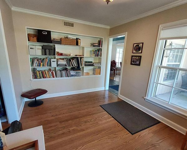 711 Acacia ROAD, Glendale, WI 53217