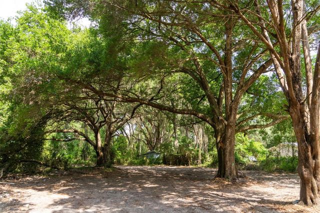 3482 COUNTY ROAD 507, Wildwood, FL 34785