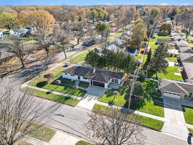 1524 Sweet Street NE, Grand Rapids, MI 49505