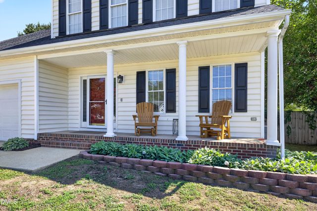 104 Uphill Court, Holly Springs, NC 27540