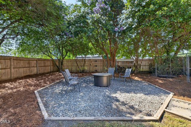 104 Uphill Court, Holly Springs, NC 27540